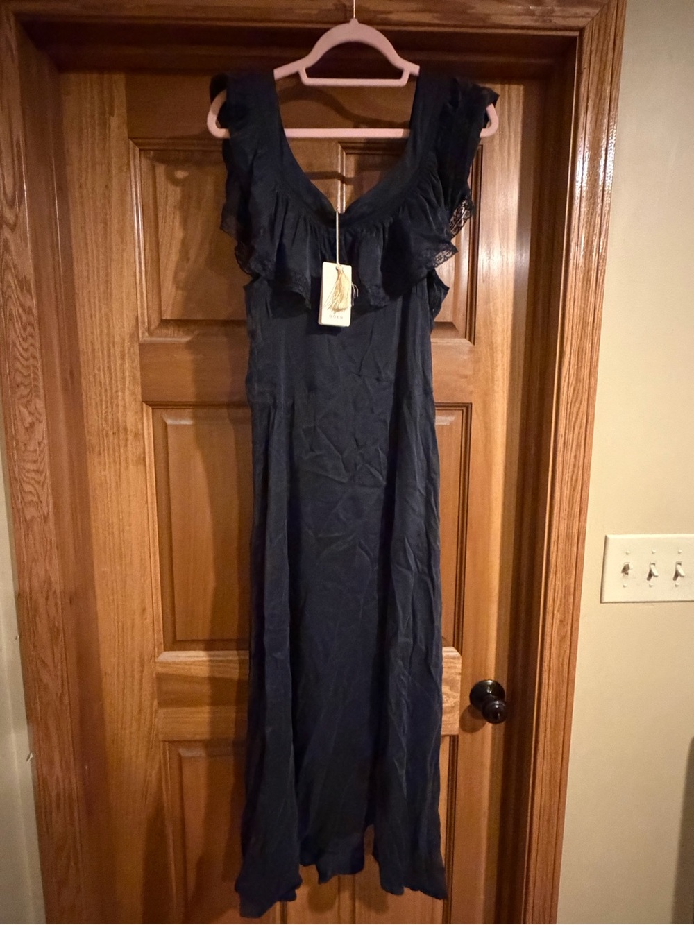 Doen Black Ruffle-Trim Maxi Dress